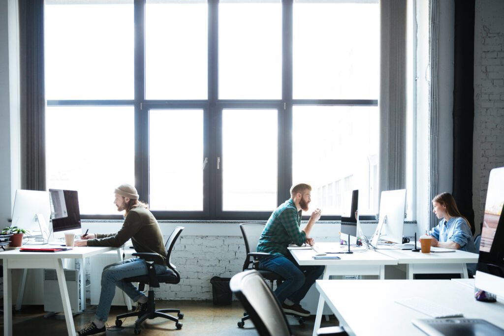 Foto di persone che lavorano in Coworking a Bologna Fiere