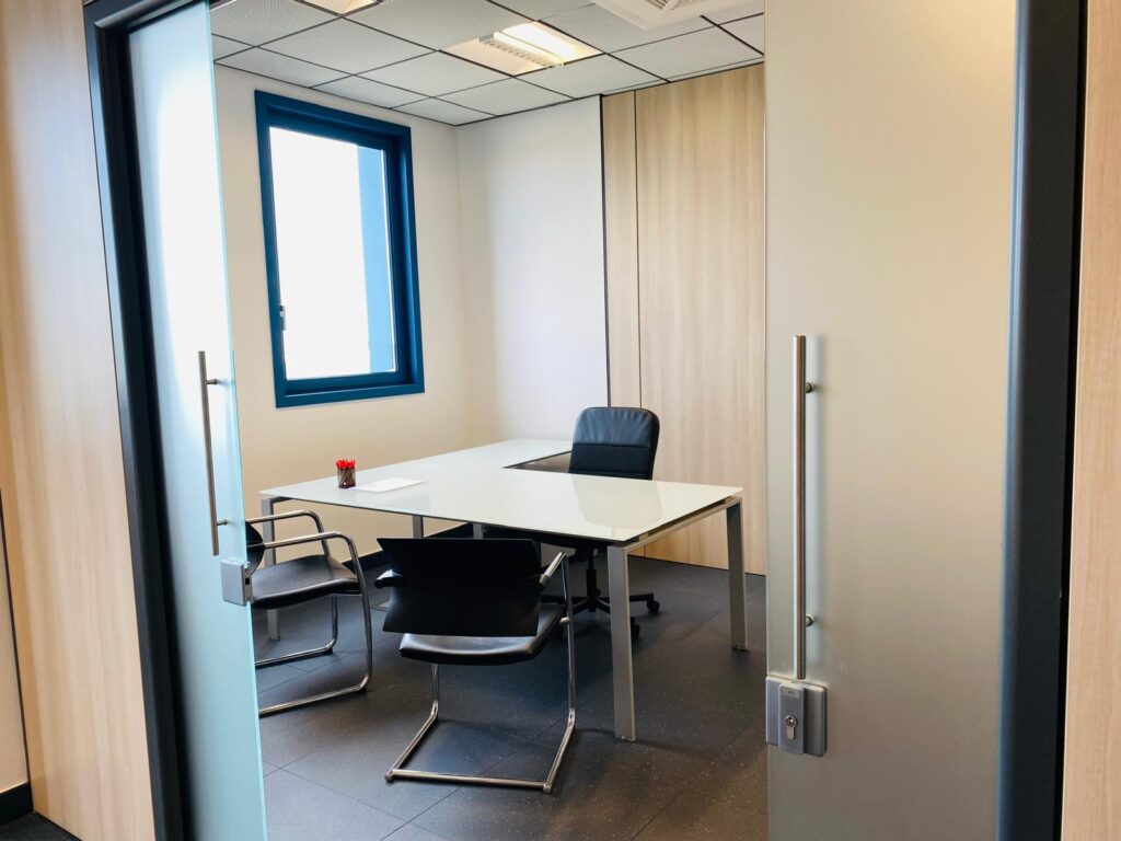 Foto di ufficio direzionale utilizzabile come day office 3